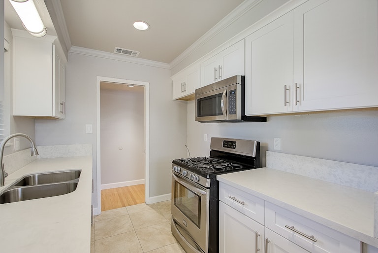 Photo 16 of 25 - 2618 Sobrante Way, Rancho Cordova, CA 95670