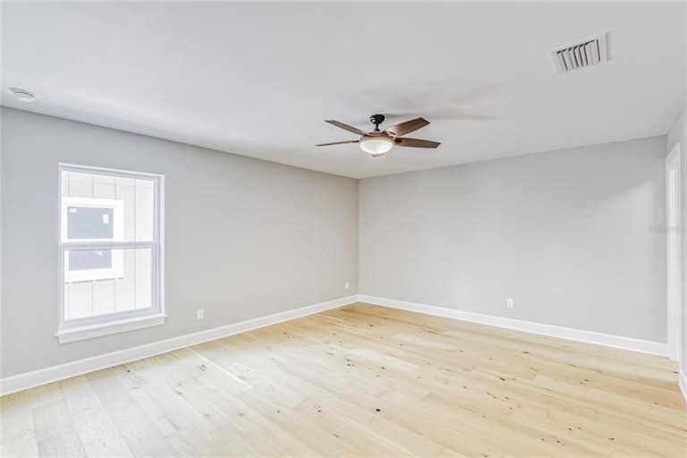 Photo 53 of 62 - 3108 W Cherokee Ave, Tampa, FL 33611