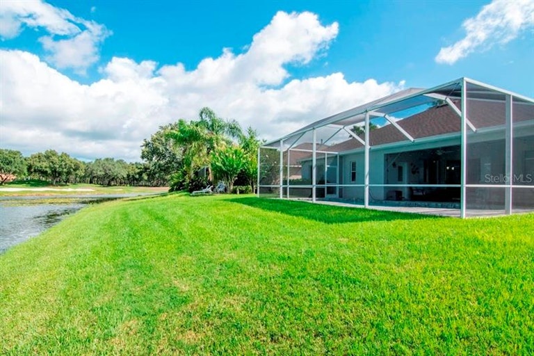 Photo 47 of 72 - 18910 Maisons Dr, Lutz, FL 33558