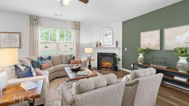 Photo 18 of 39 - 390 Faulkner St #173, Stockbridge, GA 30281