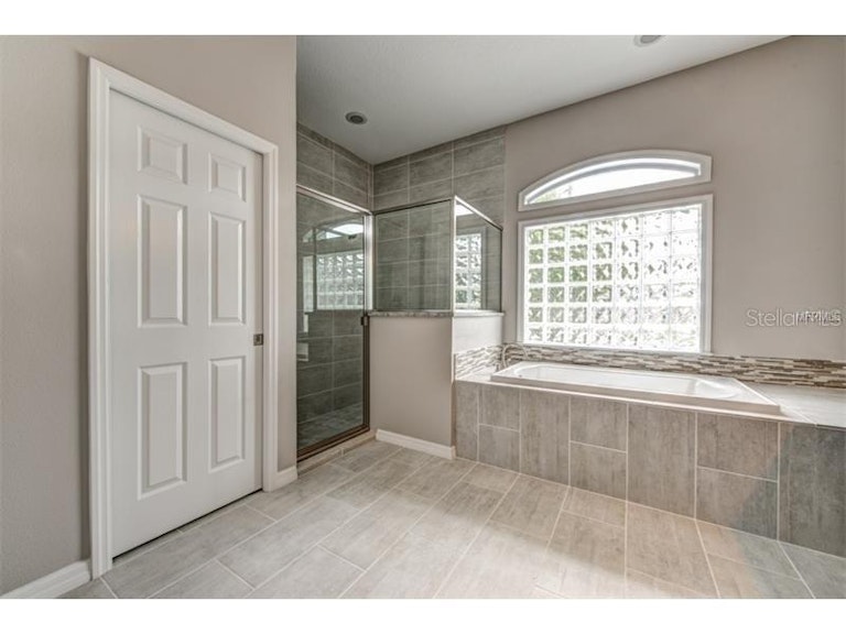Photo 15 of 25 - 5820 Denison Dr, Venice, FL 34293