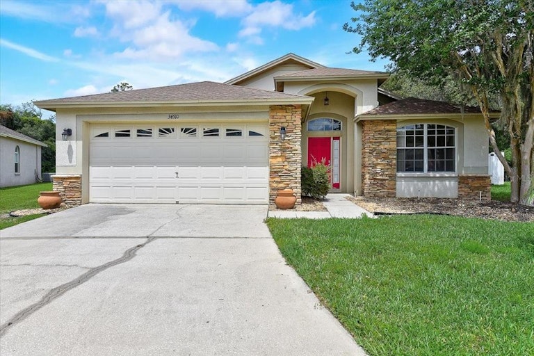 Photo 1 of 45 - 34510 Cliffcreek Ct, Wesley Chapel, FL 33545