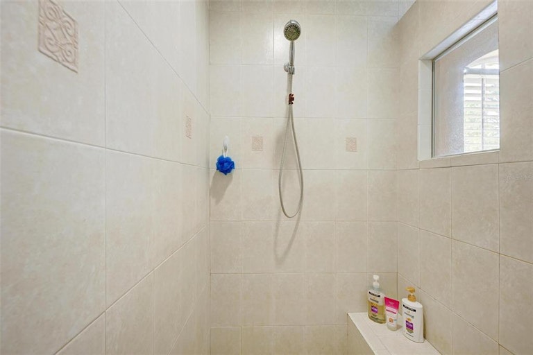 Photo 18 of 43 - 3265 Wenona Dr, North Port, FL 34288
