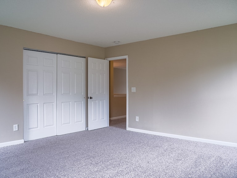 Photo 30 of 37 - 508 Hillview Dr, Durham, NC 27703