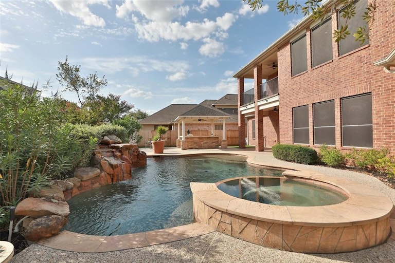 Photo 40 of 45 - 19827 Rose Dawn Ln, Spring, TX 77379