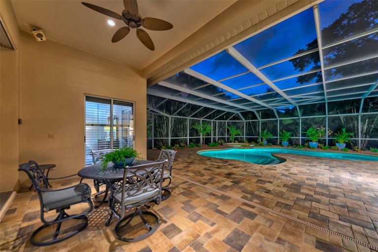 Photo 42 of 54 - 2107 Pinnacle Cir S, Palm Harbor, FL 34684
