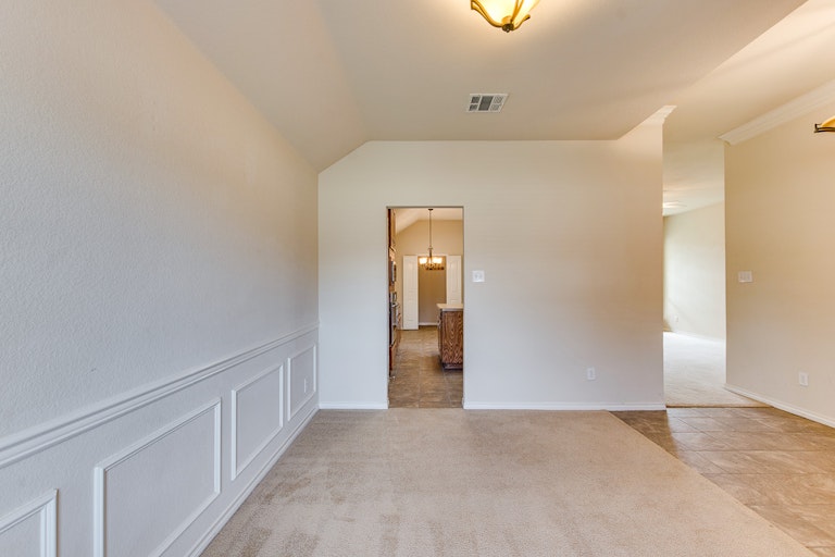 Photo 11 of 31 - 7809 Loma Alta Trl, McKinney, TX 75070