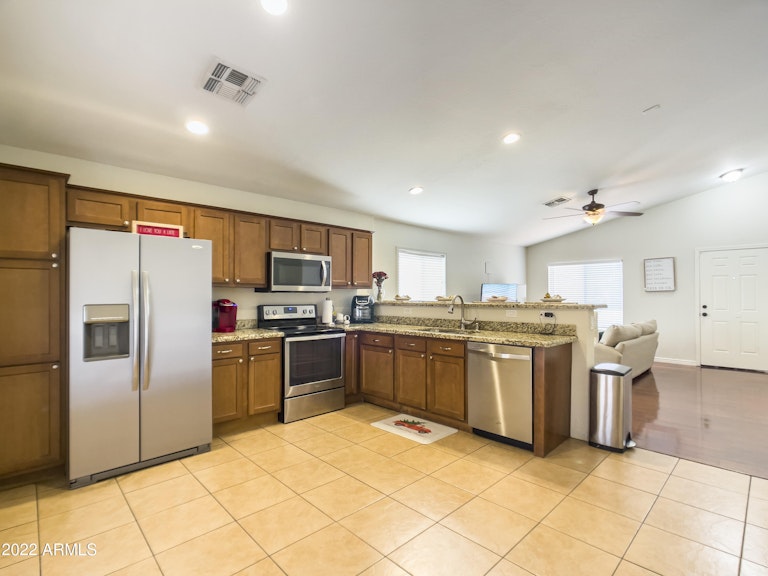 Photo 6 of 27 - 12313 W Corrine Dr, El Mirage, AZ 85335