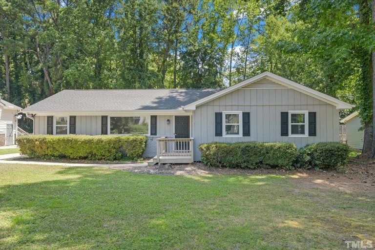 Photo 1 of 30 - 5313 Old Forge Cir, Raleigh, NC 27609