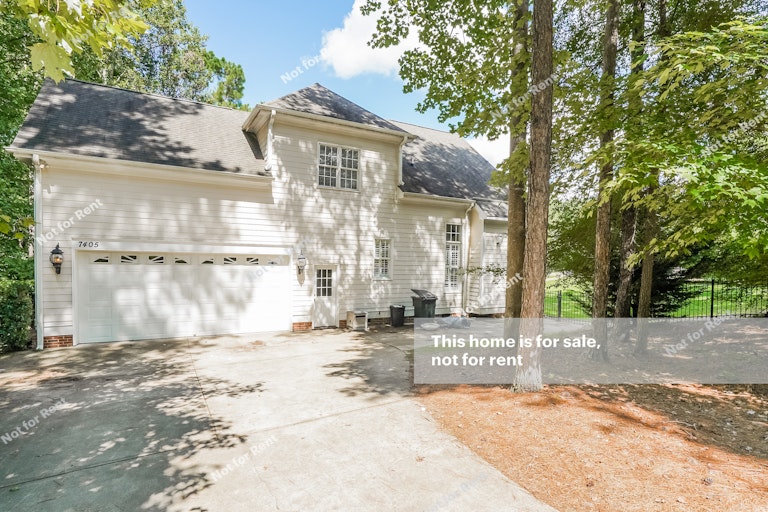 Photo 25 of 25 - 7405 Oriole Dr, Wake Forest, NC 27587
