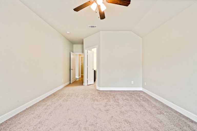 Photo 18 of 26 - 3023 Rocking Hills Trl, Forney, TX 75126