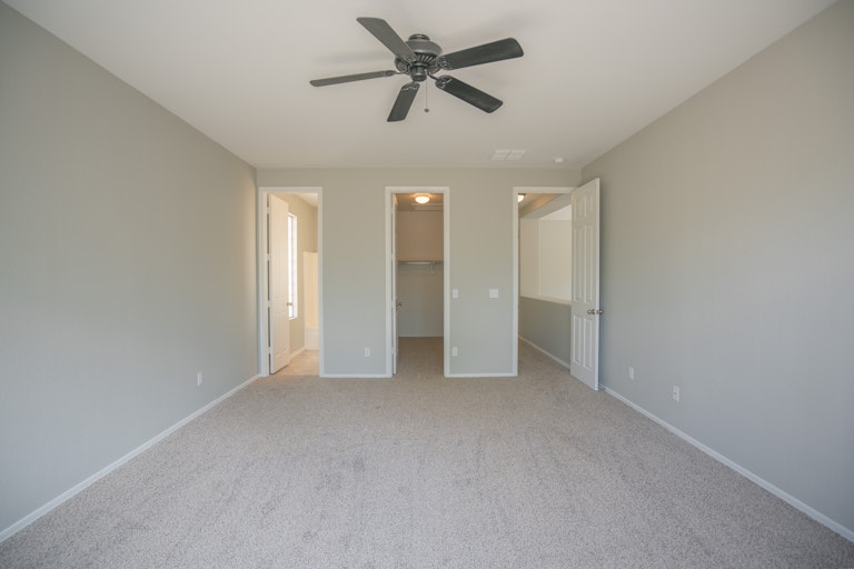 Photo 9 of 19 - 16166 N 170th Ln, Surprise, AZ 85388