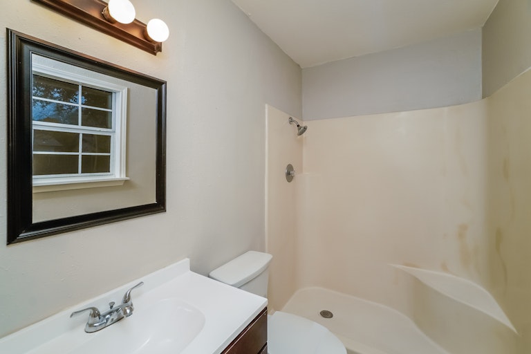 Photo 22 of 25 - 7115 Glen Trl, San Antonio, TX 78239