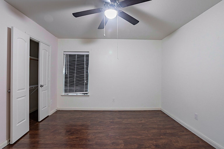 Photo 13 of 20 - 2029 Cone Flower Dr, Forney, TX 75126