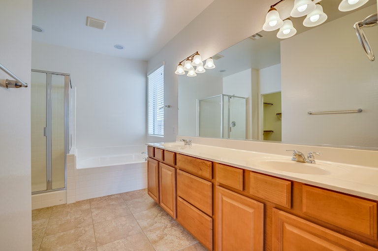 Photo 11 of 23 - 1856 E Merlot St, Gilbert, AZ 85298
