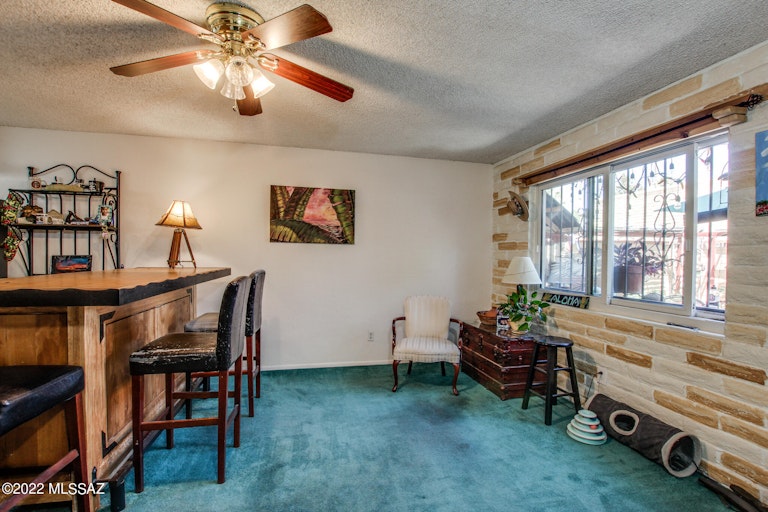 Photo 18 of 40 - 810 S Kolb Rd #64, Tucson, AZ 85710