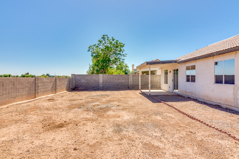 Photo 5 of 30 - 8015 W Citrus Way, Glendale, AZ 85303