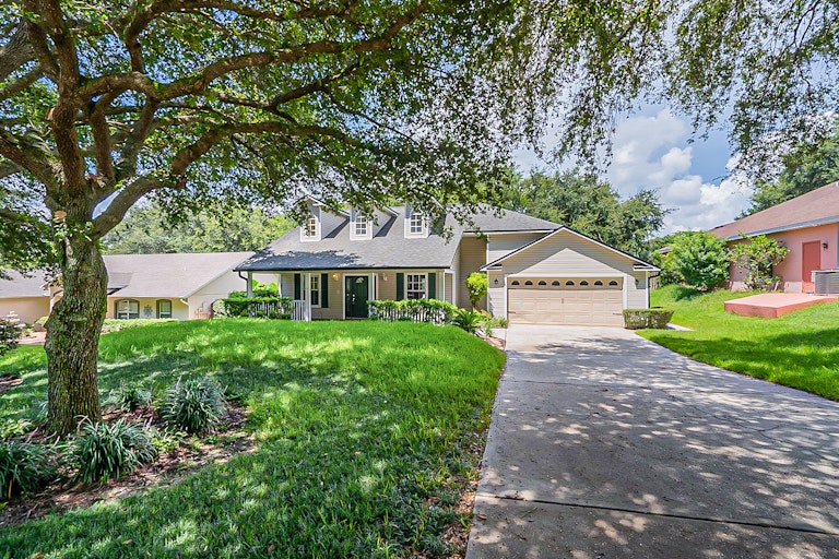 Photo 1 of 30 - 10455 Carlson Cir, Clermont, FL 34711