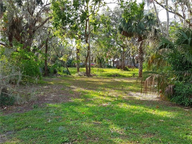 Photo 8 of 8 - 202 S Myrtle Ave, New Smyrna Beach, FL 32168