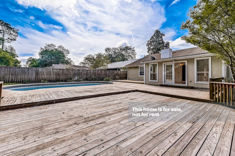 Photo 18 of 33 - 5341 Julington Ridge Dr S, Jacksonville, FL 32258