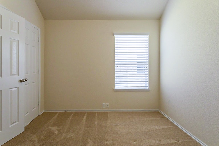 Photo 15 of 22 - 8210 Caldera Ln, Cypress, TX 77433
