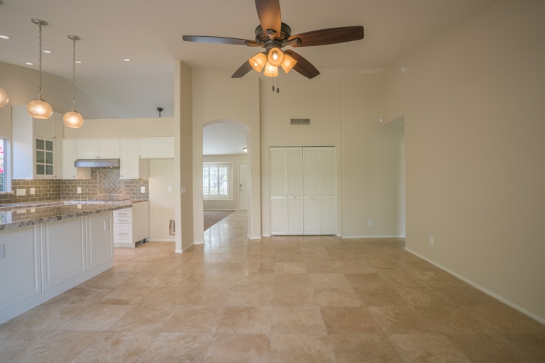 Photo 6 of 26 - 4534 E Muriel Dr, Phoenix, AZ 85032