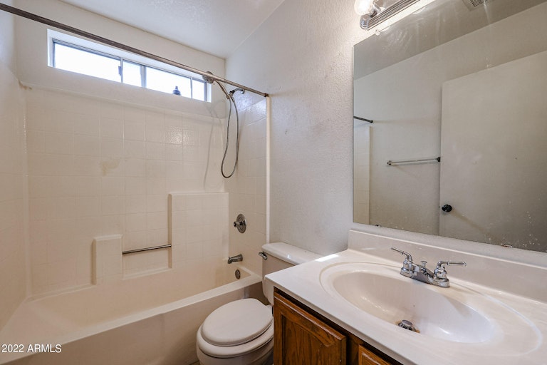 Photo 16 of 31 - 8865 W Morningside Dr, Peoria, AZ 85382