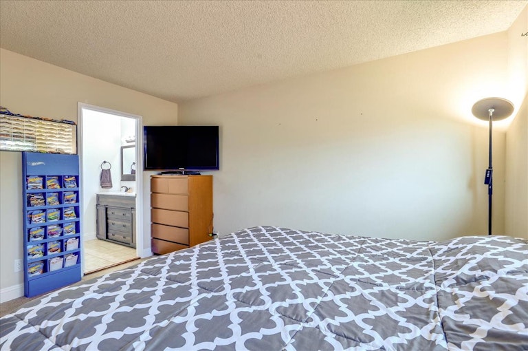 Photo 23 of 33 - 9544 Achates Cir, Sacramento, CA 95826
