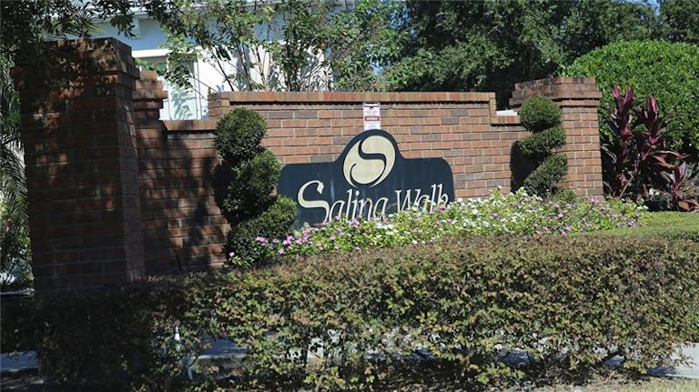 Photo 2 of 19 - 5841 Mariposa Cove Ln, Orlando, FL 32822