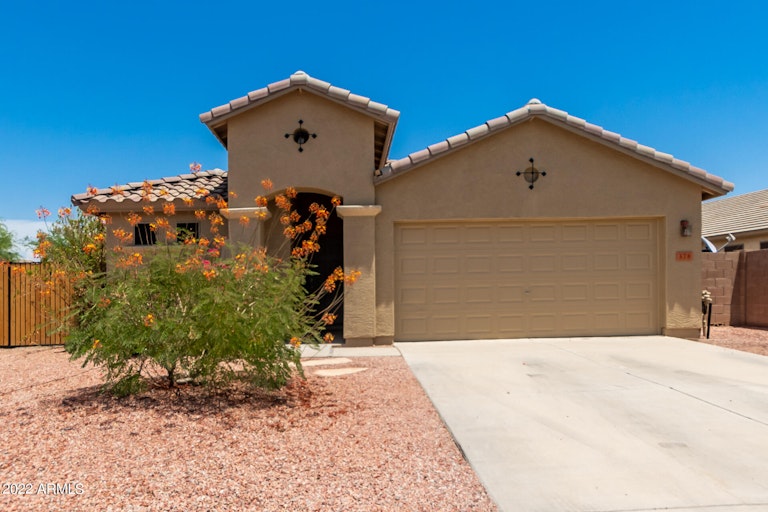 Photo 1 of 28 - 378 W Santa Gertrudis Cir, San Tan Valley, AZ 85143