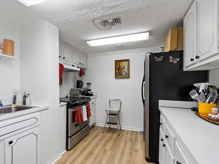 Photo 41 of 60 - 660 Island Way #502, Clearwater Beach, FL 33767