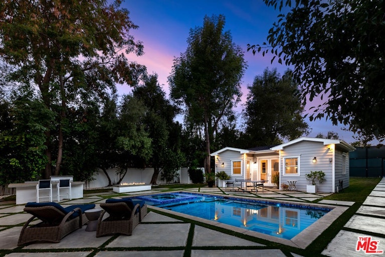 Photo 49 of 52 - 17524 Jayden Ln, Encino, CA 91316