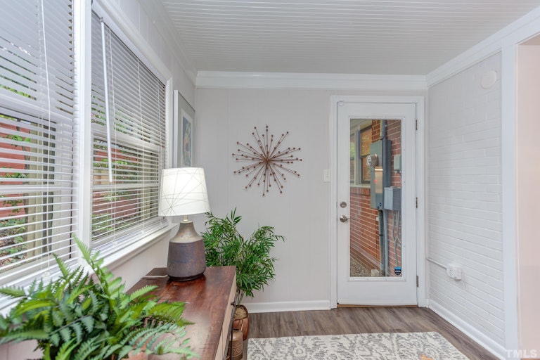 Photo 26 of 53 - 1003 Starlight Dr, Durham, NC 27707
