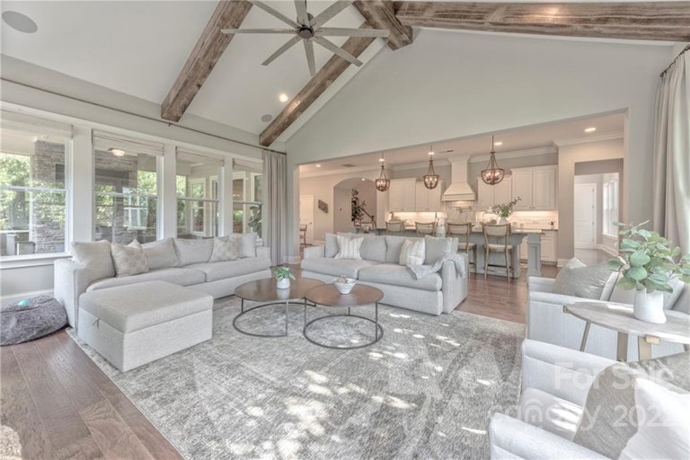 Photo 8 of 48 - 509 Lacebark Elm Ct, Matthews, NC 28104