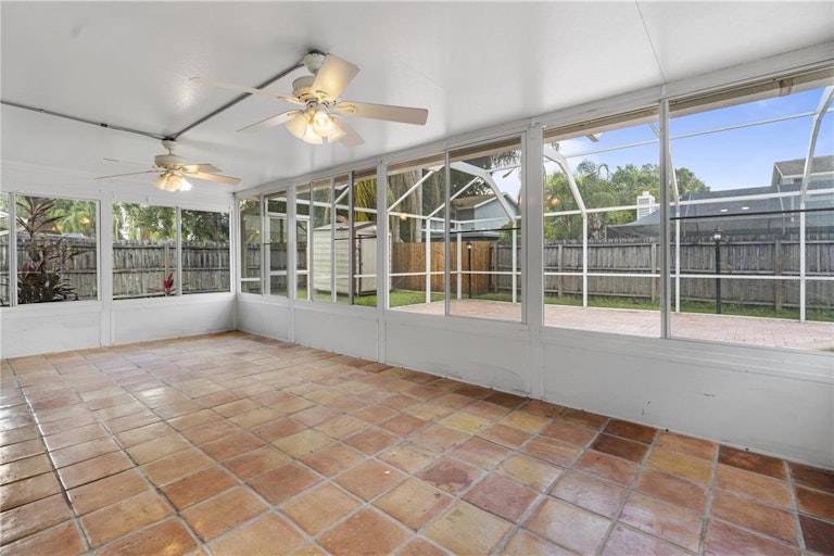 Photo 39 of 50 - 15701 Pinto Pl, Tampa, FL 33624