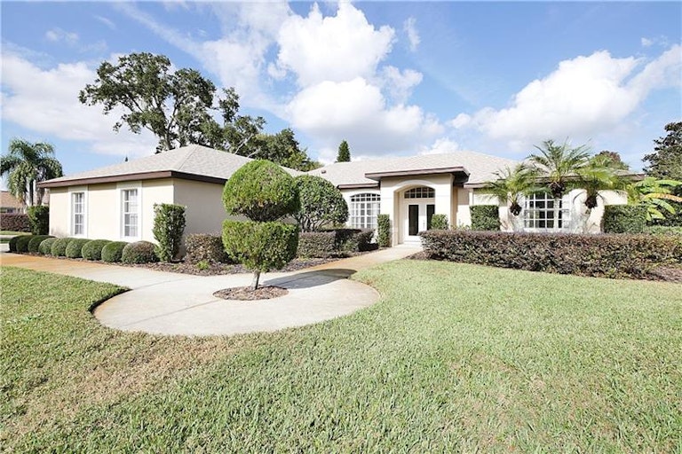 Photo 1 of 25 - 17021 Magnolia Island Blvd, Clermont, FL 34711