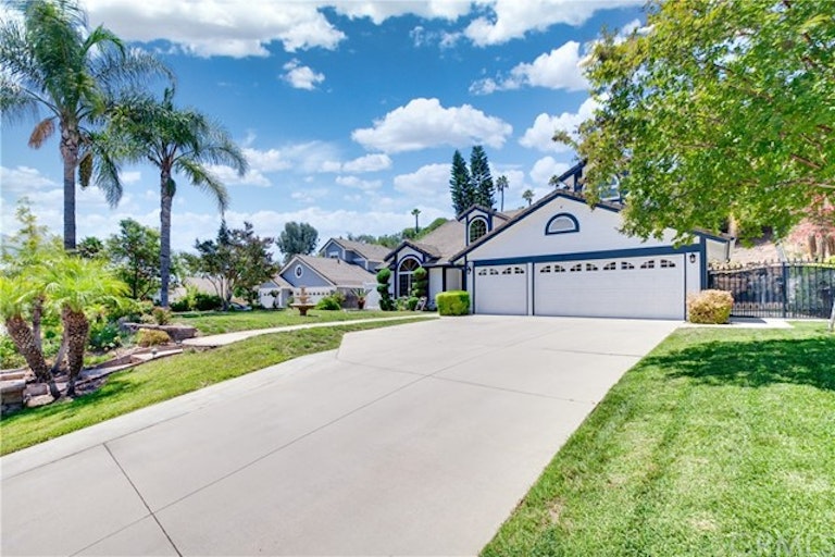Photo 3 of 26 - 673 Silver Valley Trl, Walnut, CA 91789