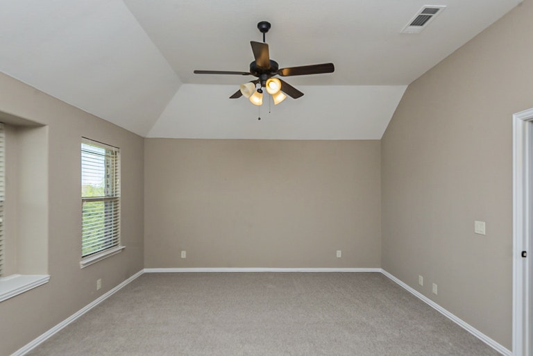 Photo 31 of 32 - 1110 Safrano St, Midlothian, TX 76065