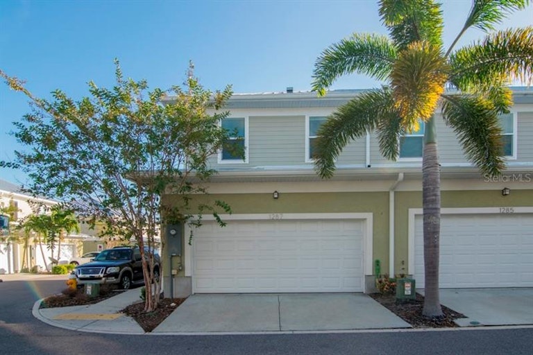 Photo 19 of 20 - 1287 Sawgrass St, Clearwater, FL 33755