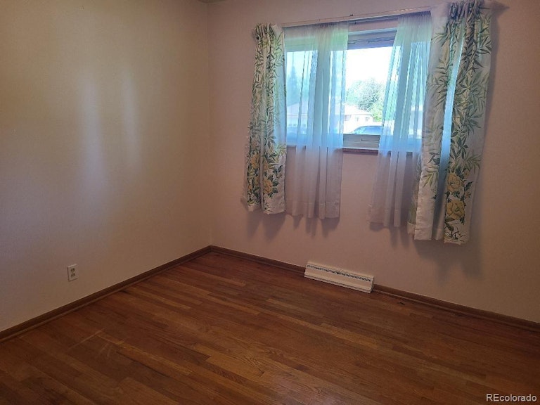 Photo 13 of 21 - 319 Quay St, Lakewood, CO 80226