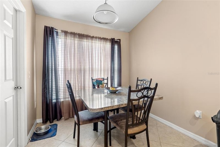 Photo 20 of 33 - 2603 Whitewood Rd, Mulberry, FL 33860