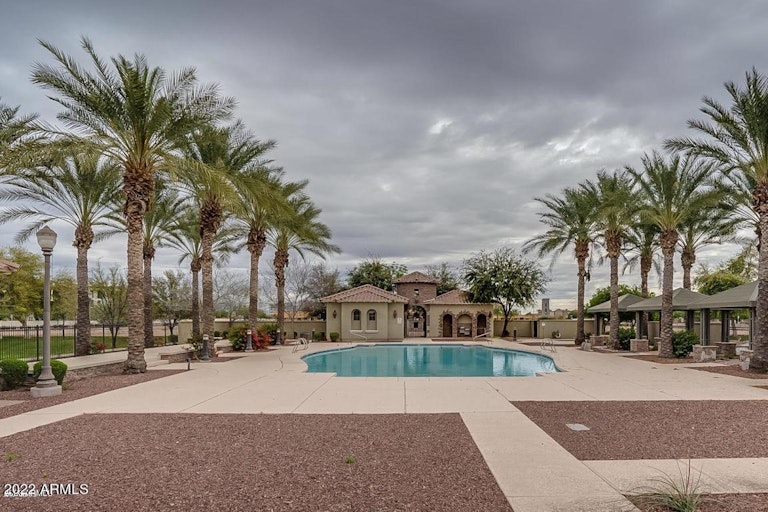 Photo 29 of 30 - 2794 S Alpine Dr, Gilbert, AZ 85295