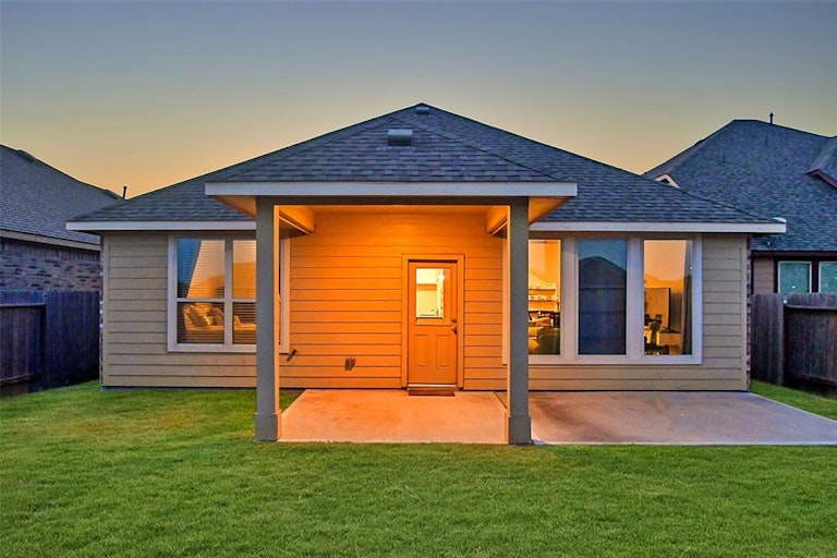 Photo 34 of 37 - 5206 Rue Dela Croix Dr, Katy, TX 77493