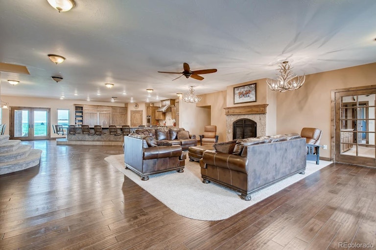 Photo 7 of 38 - 6233 Lake Gulch Rd, Castle Rock, CO 80104