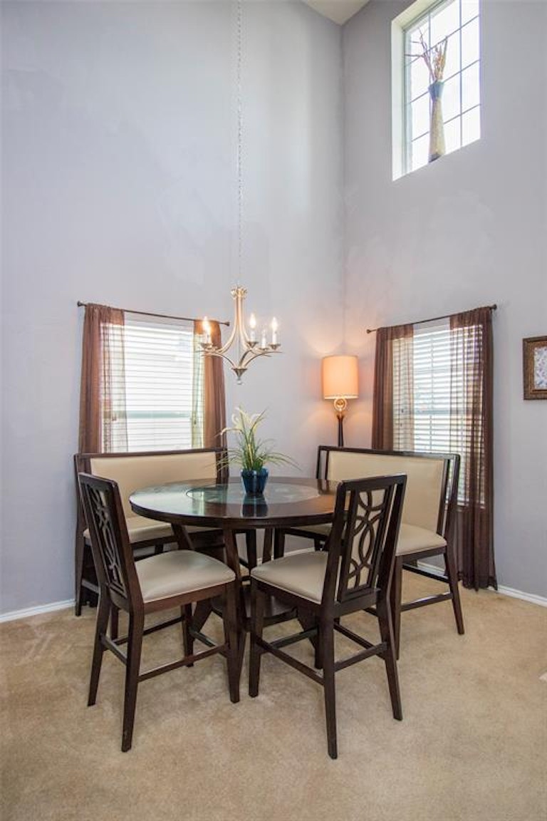 Photo 6 of 50 - 7606 Friesian Meadow Ln, Humble, TX 77338
