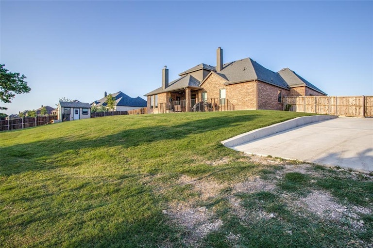 Photo 33 of 40 - 180 Denali Way, Waxahachie, TX 75167