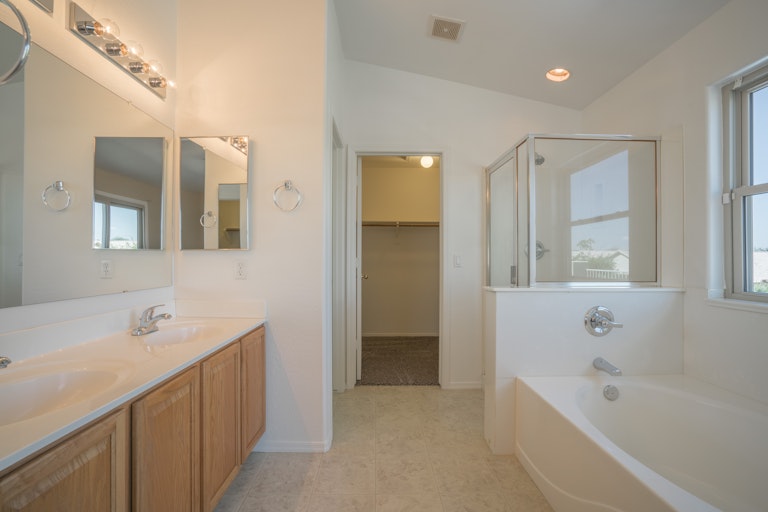 Photo 15 of 33 - 5190 W Belmont Ave, Glendale, AZ 85301