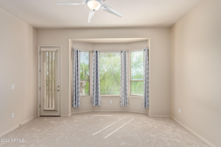 Photo 15 of 30 - 16420 N Thompson Peak Pkwy #1052, Scottsdale, AZ 85260