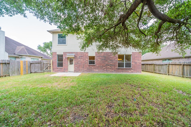Photo 31 of 32 - 18802 Atascocita Forest Dr, Humble, TX 77346