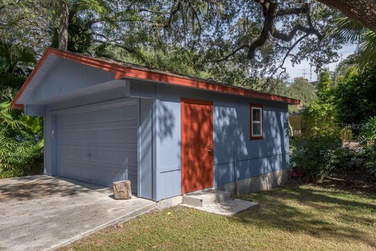 Photo 25 of 25 - 6943 Rivergate Ave, Temple Terrace, FL 33637